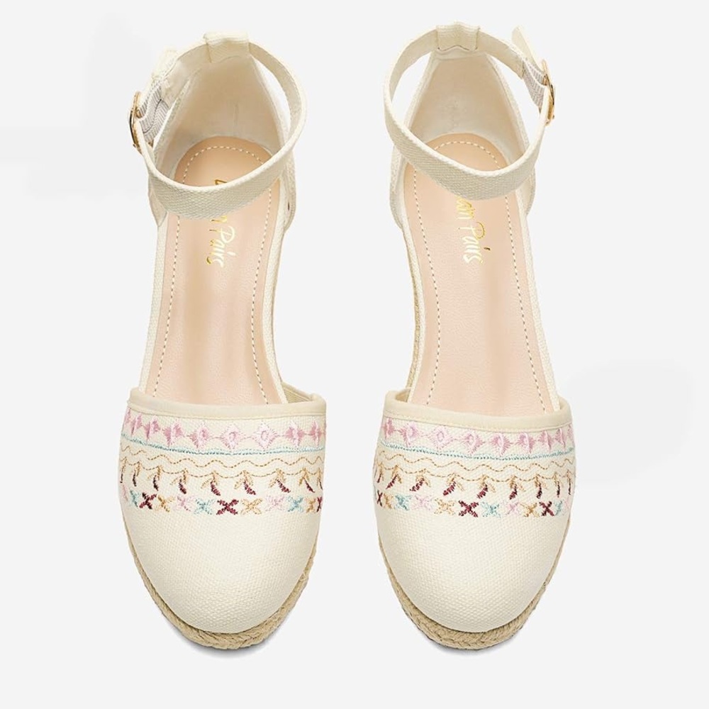 Dream pairs Closed Toe Espadrille Wedges
